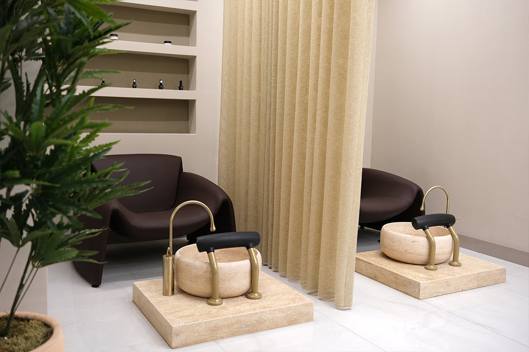 Maniküre und Pädiküre