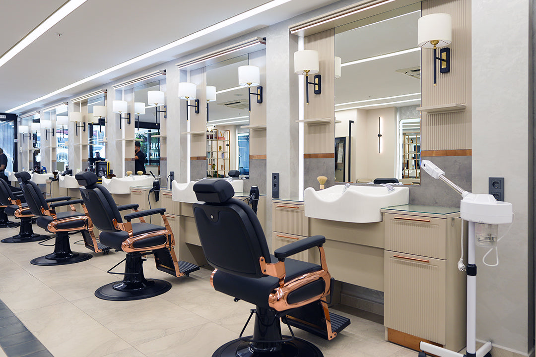 Herrenfrisierstühle